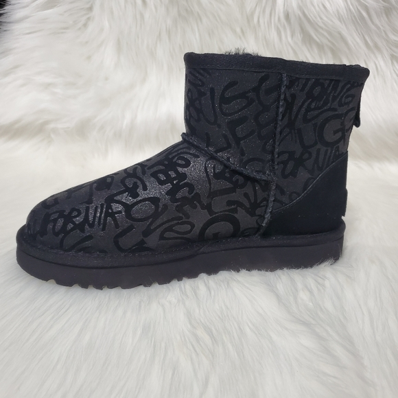 UGG | Shoes | Nwob Ugg Classic Mini 